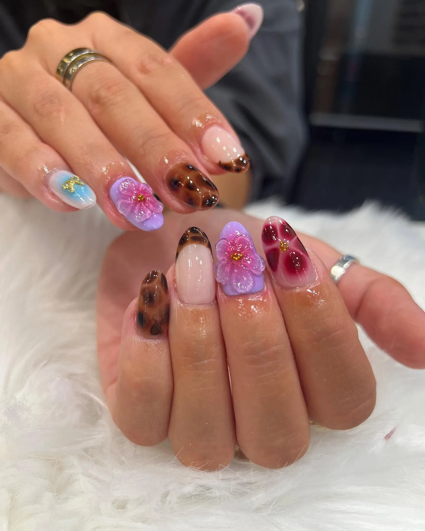 Mixed set — tortoiseshell French, 3D purple and magenta flowers, blue-star pinky